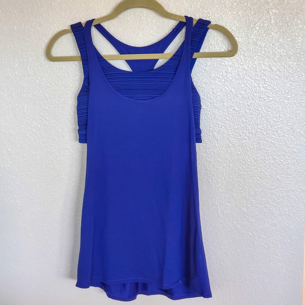 Lululemon top